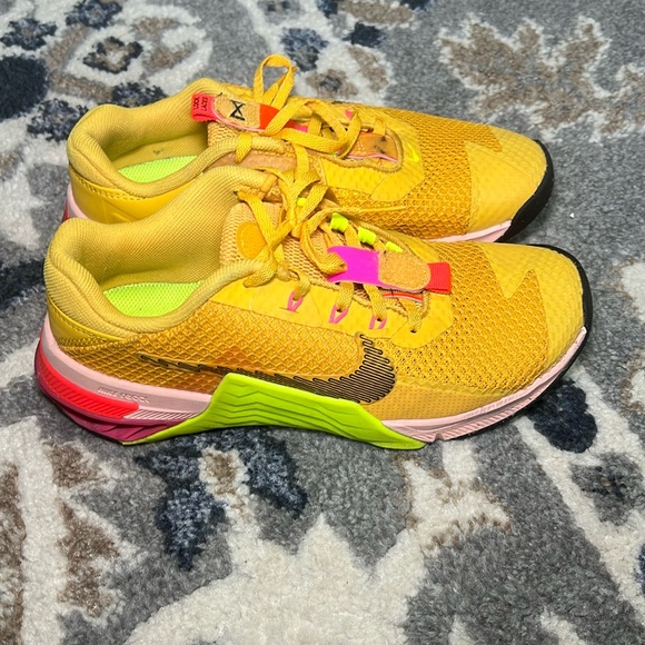 Nike Shoes - Nike Metcon 7 X Crossfit Running Pollen Yellow DA8110 721